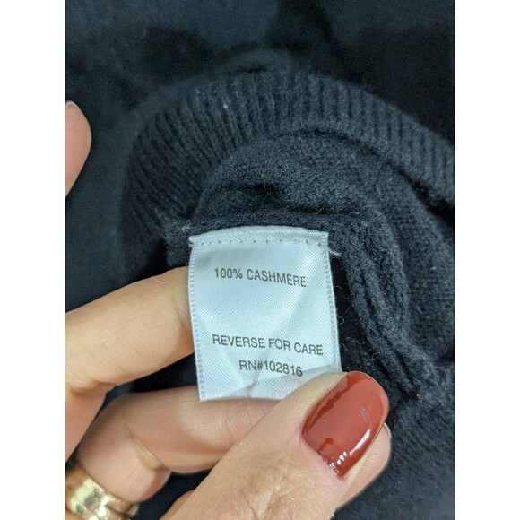 Garnet Hill Cashmere Essentia V-Neck Sweater Womens Small Black Pullover - Picture 6 of 7